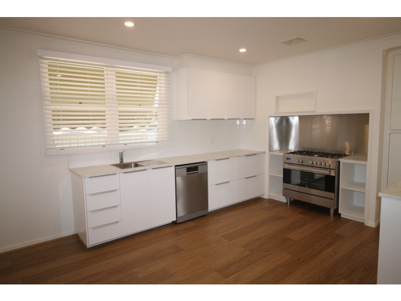1 Curia Street, Mansfield VIC 3722