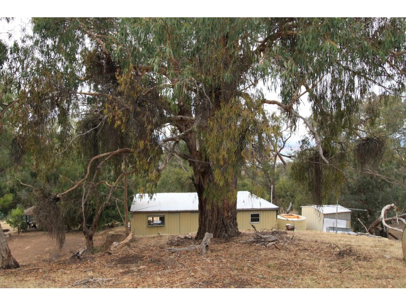 SOLD BY MRE – 37 Tanners Lane, Bonnie Doon VIC 3720