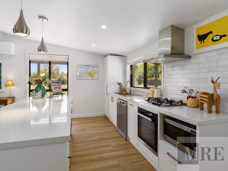 20 Logan Street, Mansfield VIC 3722