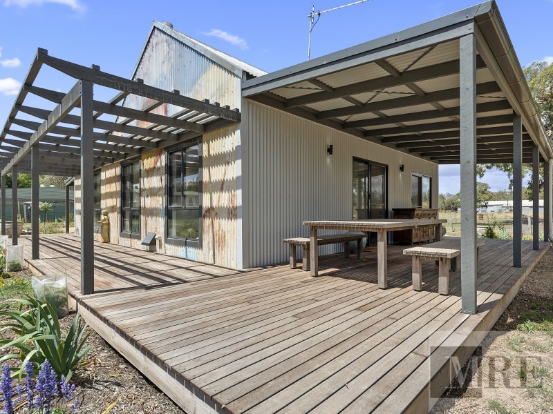 20 Logan Street, Mansfield VIC 3722