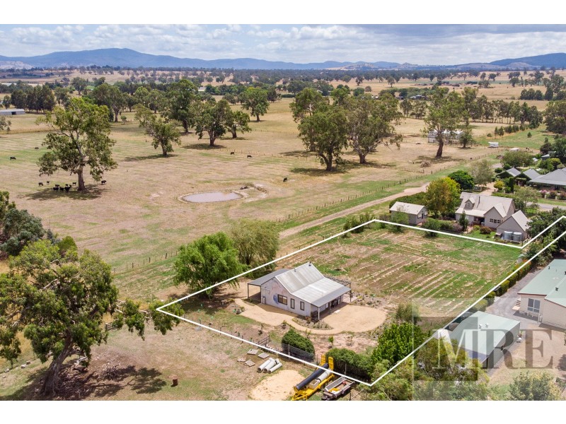 20 Logan Street, Mansfield VIC 3722
