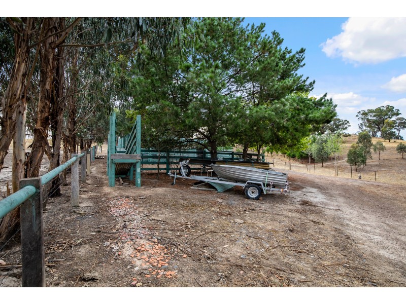 116 Kiernans Road, Bonnie Doon VIC 3720