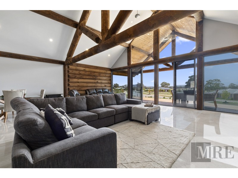 1 Lomandra Way, Mansfield VIC 3722