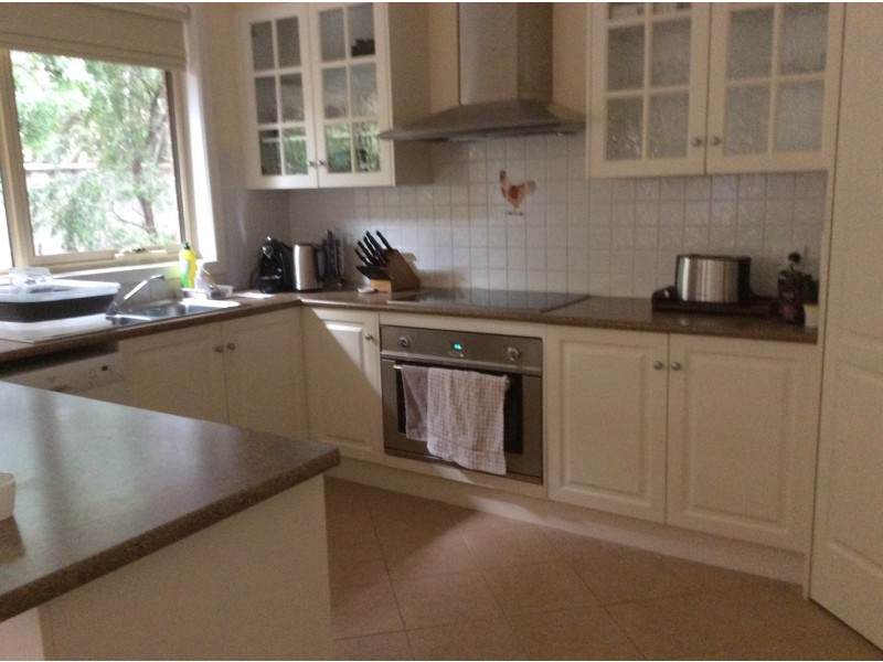 2/63 Cambridge Drive, Mansfield VIC 3722