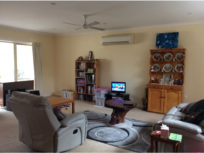 2/63 Cambridge Drive, Mansfield VIC 3722