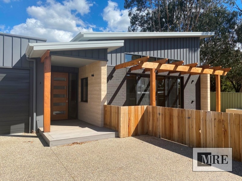 3/6 Davies Street, Mansfield VIC 3722