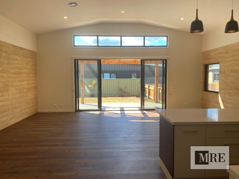 3/6 Davies Street, Mansfield VIC 3722