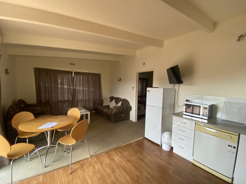 11/4 Omega Street, Merrijig VIC 3723