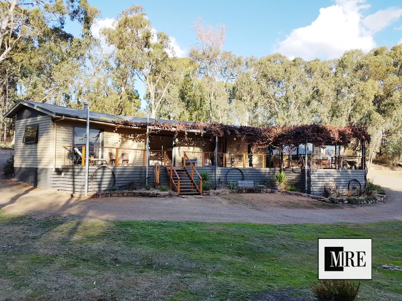 77 Willowlake Drive (Macs Cove), Mansfield VIC 3722