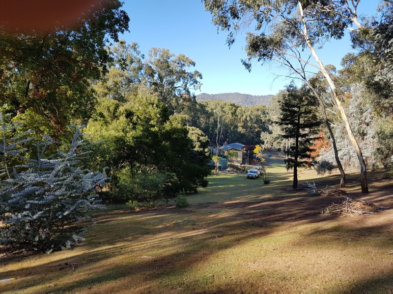 77 Willowlake Drive (Macs Cove), Mansfield VIC 3722