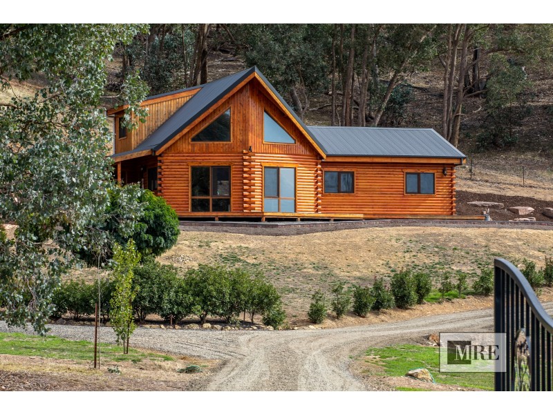 757 Sonnberg Drive, Bonnie Doon VIC 3720