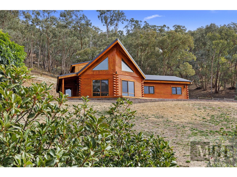 757 Sonnberg Drive, Bonnie Doon VIC 3720