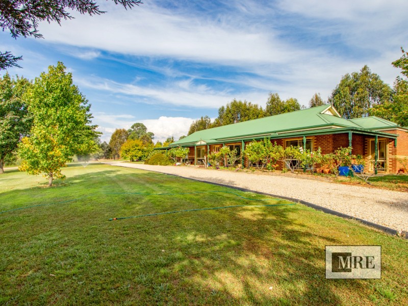 .989 Howes Creek Road, Mansfield VIC 3722