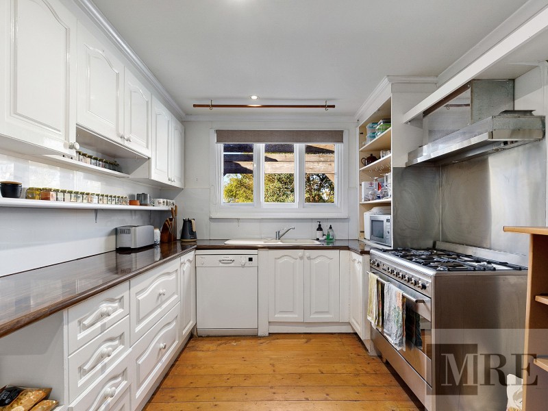 12 Hunter Street, Mansfield VIC 3722