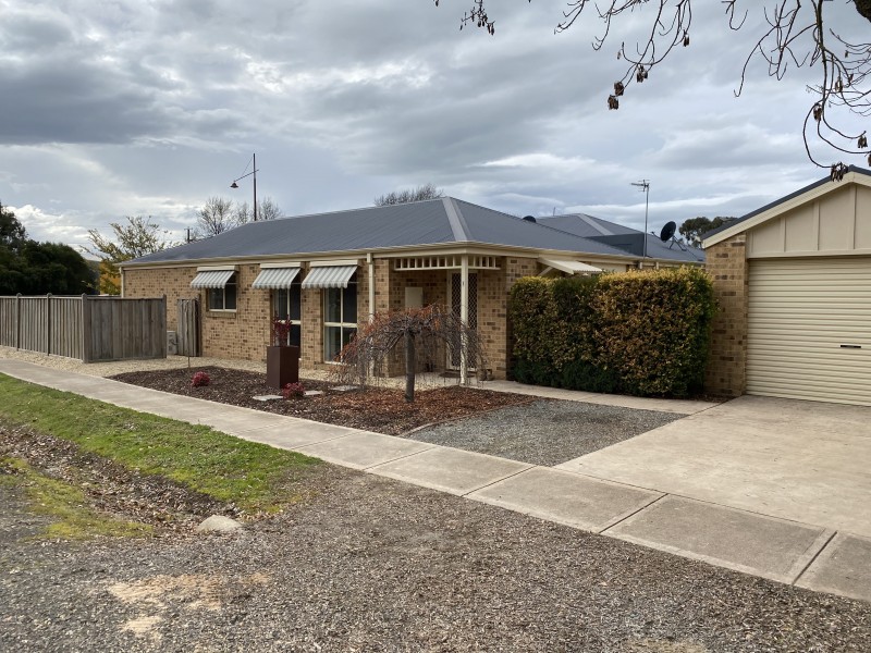 1 Station Street, Mansfield VIC 3722