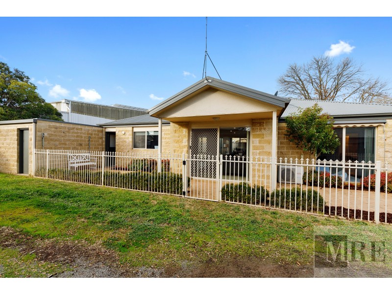 4/9 Chenery Street, Mansfield VIC 3722