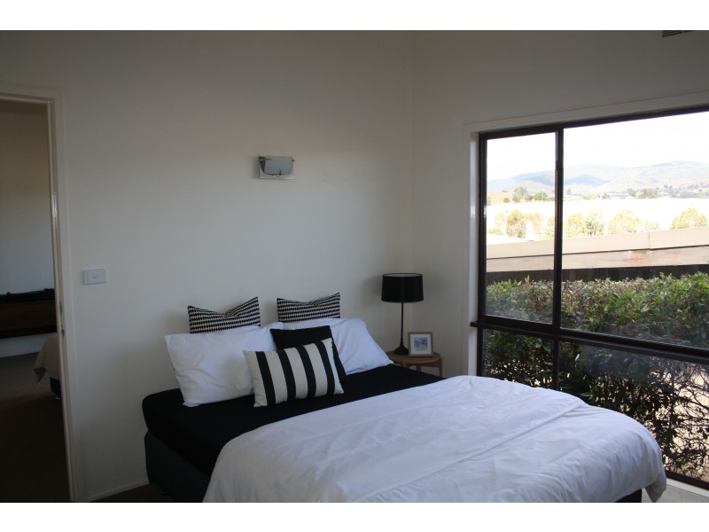 4 Omega Street, Merrijig VIC 3723