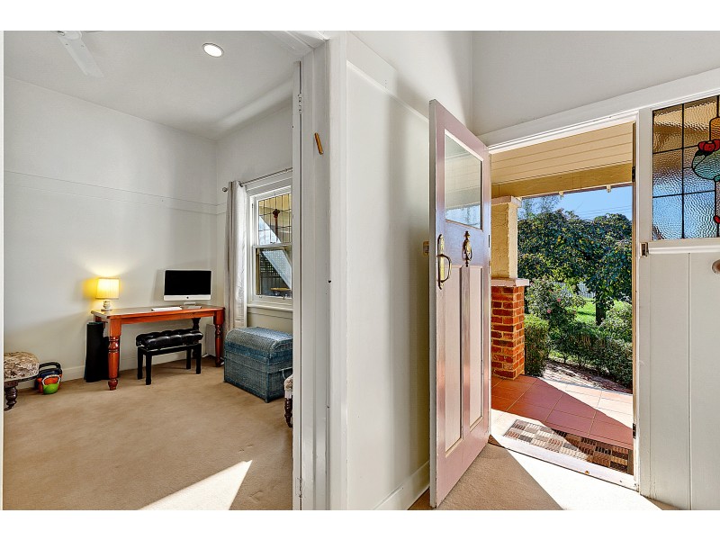 12 Hunter Street, Mansfield VIC 3722