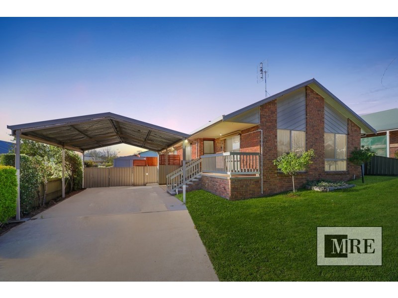 5 Somerset Crescent, Mansfield VIC 3722
