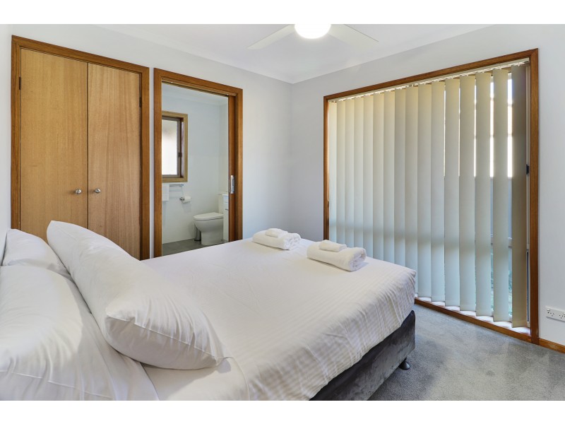 5 Somerset Crescent, Mansfield VIC 3722