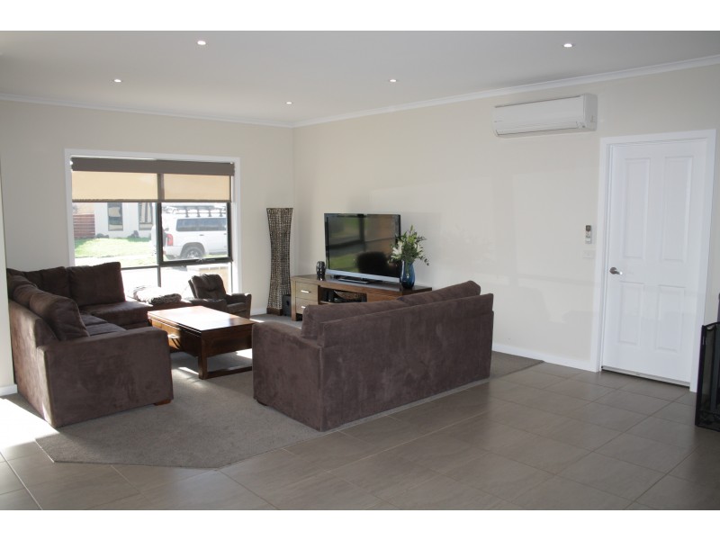 2 Galway Court, Mansfield VIC 3722