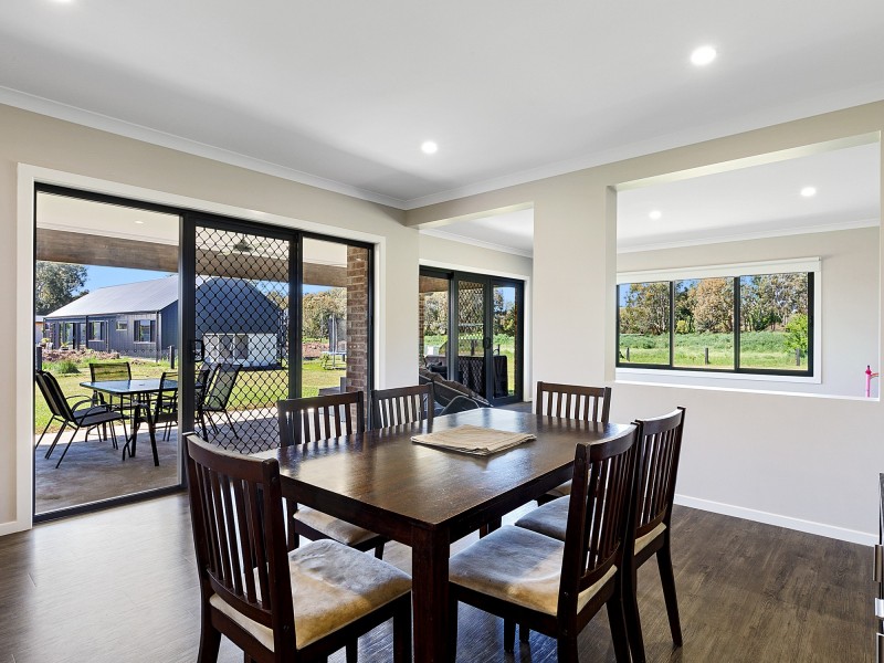 14 Saddle Court, Mansfield VIC 3722