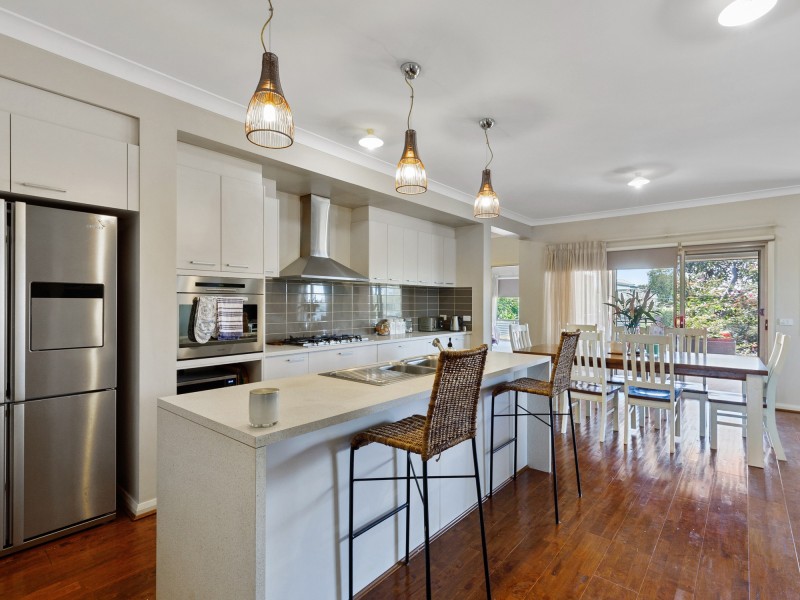 6 Donovans Way, Mansfield VIC 3722