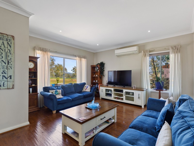 6 Donovans Way, Mansfield VIC 3722