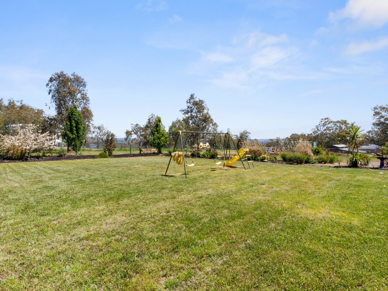 6 Donovans Way, Mansfield VIC 3722