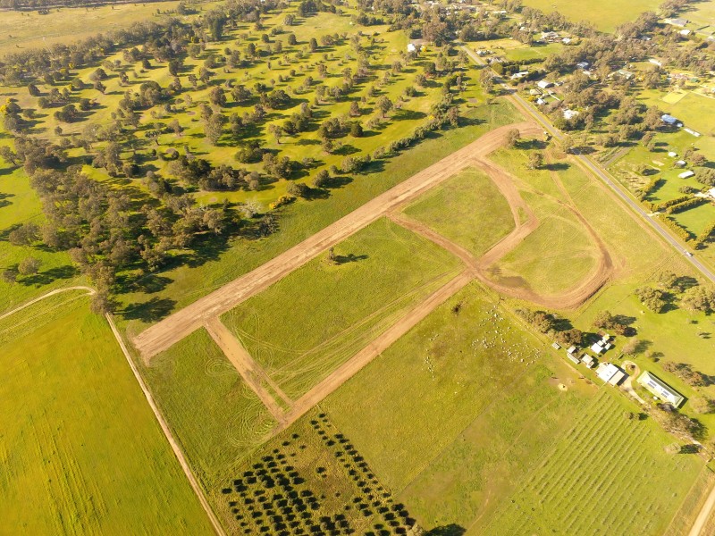 44 Bank Street, Avenel VIC 3664