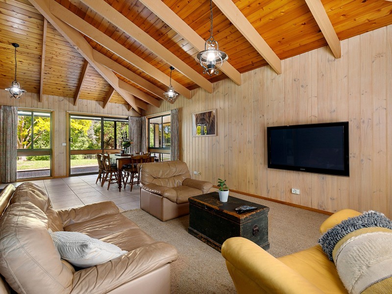 250 Ford Drive, Mansfield VIC 3722