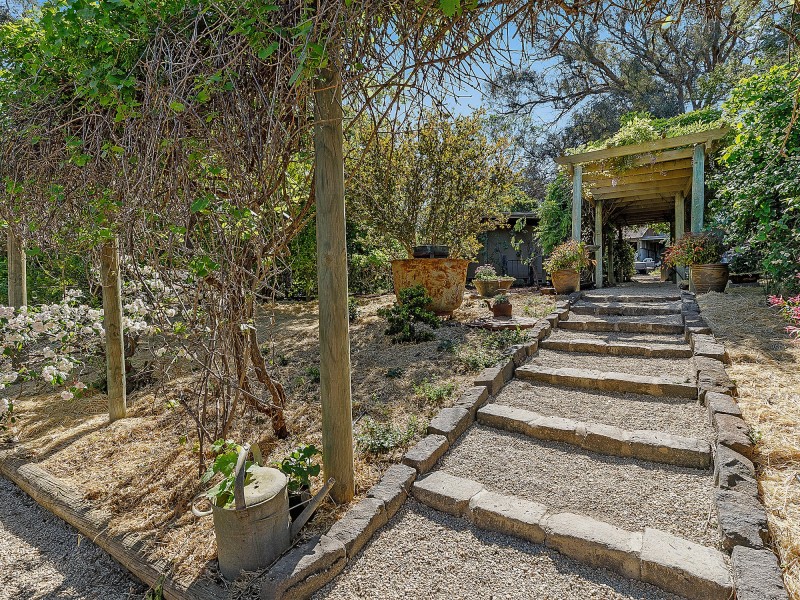 250 Ford Drive, Mansfield VIC 3722