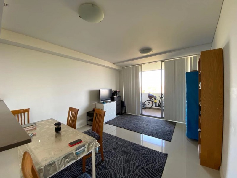 3708/15  Charles Street, Canterbury NSW 2193