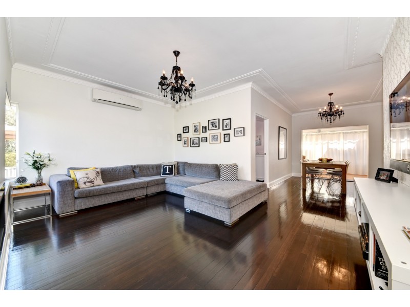 9 Banks Road, Earlwood NSW 2206