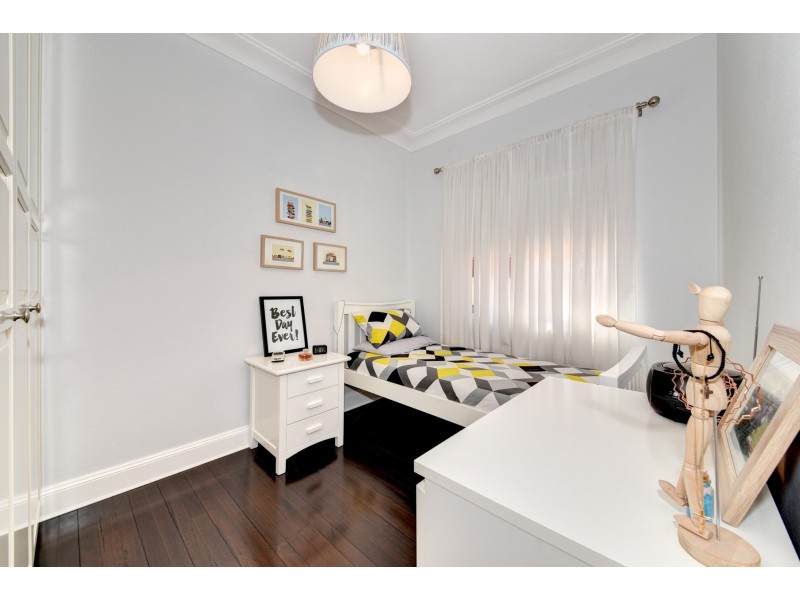 9 Banks Road, Earlwood NSW 2206