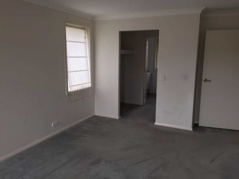 3 Neva Street, Glenfield NSW 2167