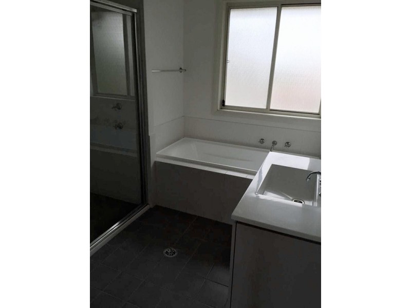 3 Neva Street, Glenfield NSW 2167