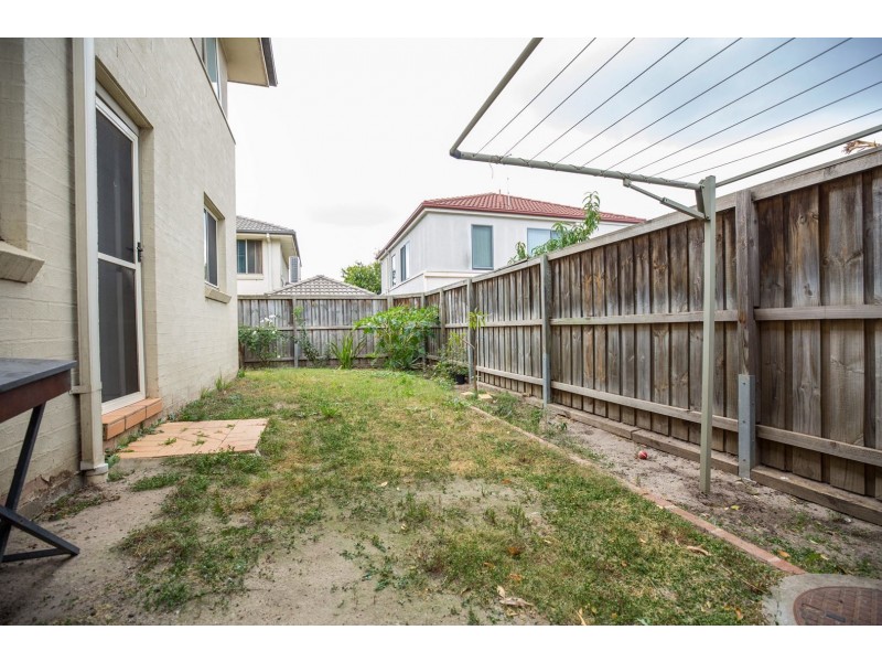 3 Neva Street, Glenfield NSW 2167