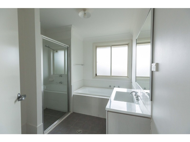 3 Neva Street, Glenfield NSW 2167