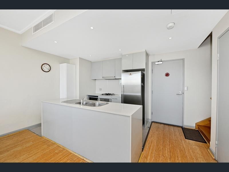 605/2 Walker Street, Rhodes NSW 2138