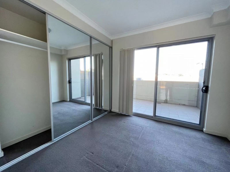 102/17-21 The Crescent, Fairfield NSW 2165