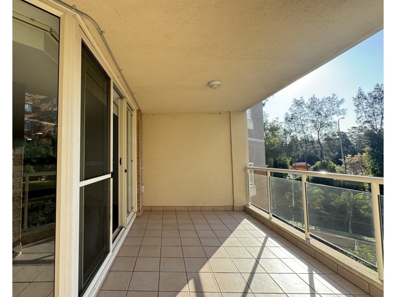 207/8 WENTWORTH DRIVE, Liberty Grove NSW 2138