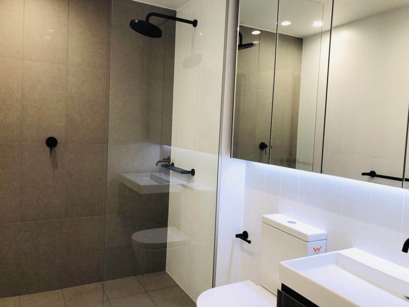 511/6B Atkinson st, Liverpool NSW 2170