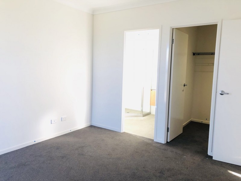 6 Percy Street, Gregory Hills NSW 2557