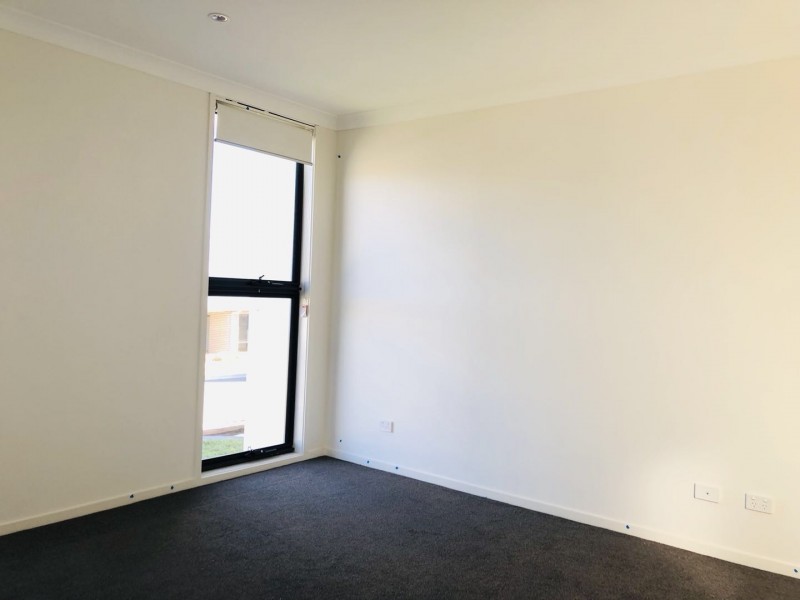 6 Percy Street, Gregory Hills NSW 2557