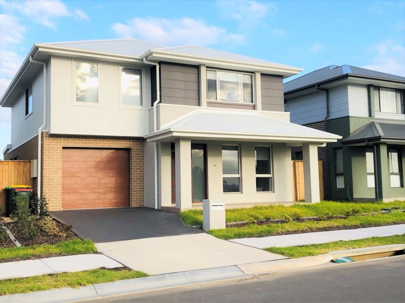 13 PEARWOOD STREET, Catherine Field NSW 2557