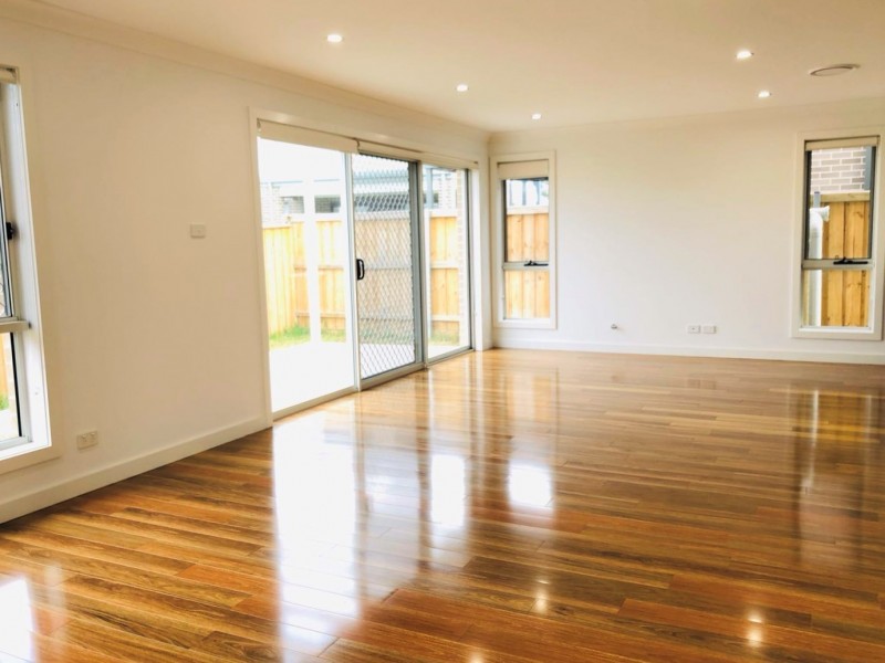 13 PEARWOOD STREET, Catherine Field NSW 2557