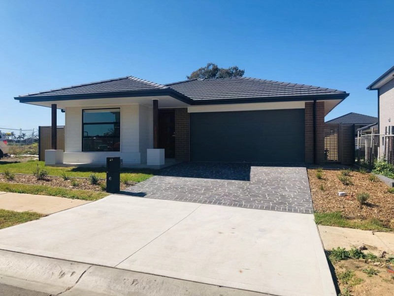 21 Arnhem Road, Edmondson Park NSW 2174