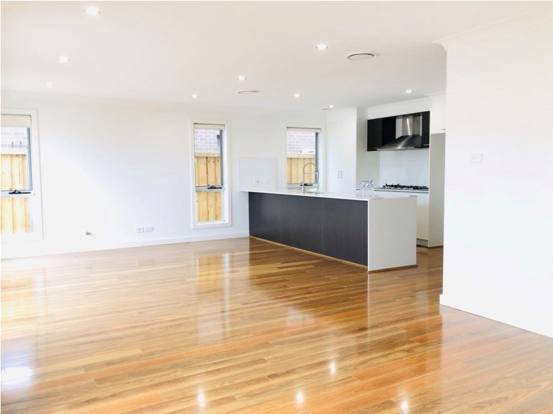 13 Pearwood Street, Catherine Field NSW 2557