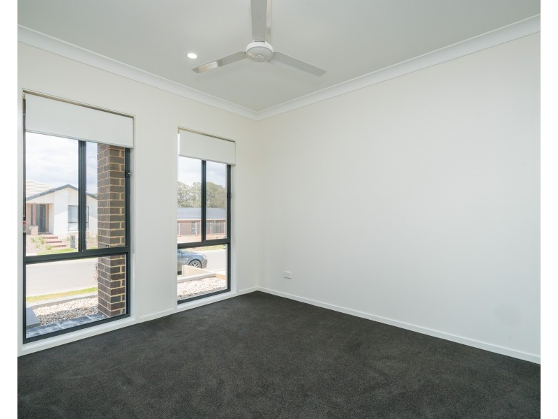 40 Goodluck Circuit, Cobbitty NSW 2570